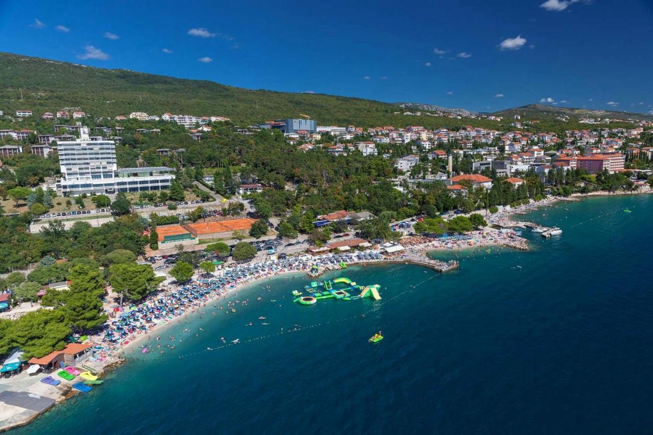 Apartments With A Parking Space Dramalj, Crikvenica - 5576 Extérieur photo